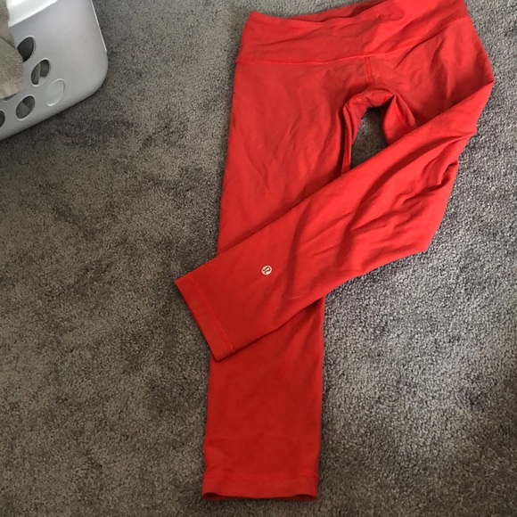 Reddish orange lululemon Mid calf pants - Picture 2 of 2